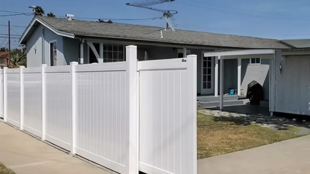 Manual sliding gate installed by Mariaville Fence